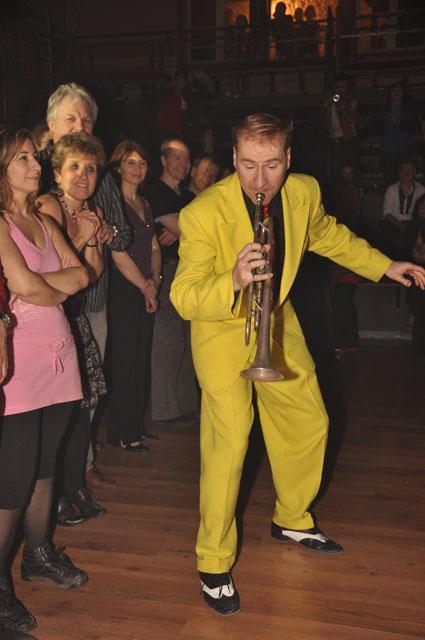 min 2011 01 08 station danse 655